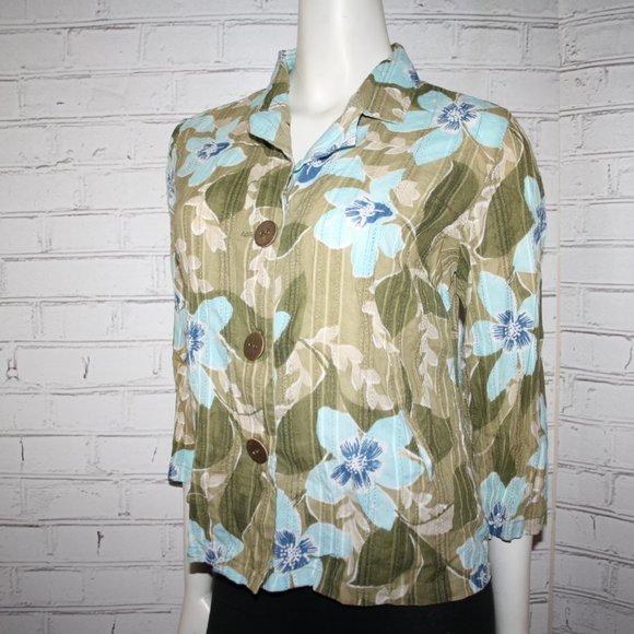 🌿💙 First Issue · Green & Blue Floral Button Down · Size Small - Picture 3 of 5